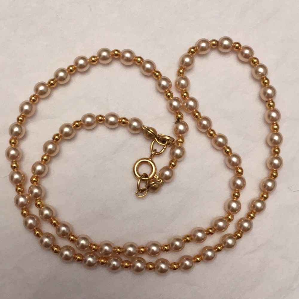 Necklace from metropolitan museum. Brand new.